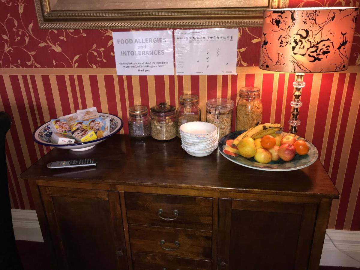 韦斯特伯里 红木旅舍酒店 外观 照片
